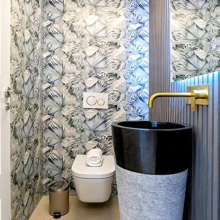 Genteel Aloha Golf Ii Apartment Marbella